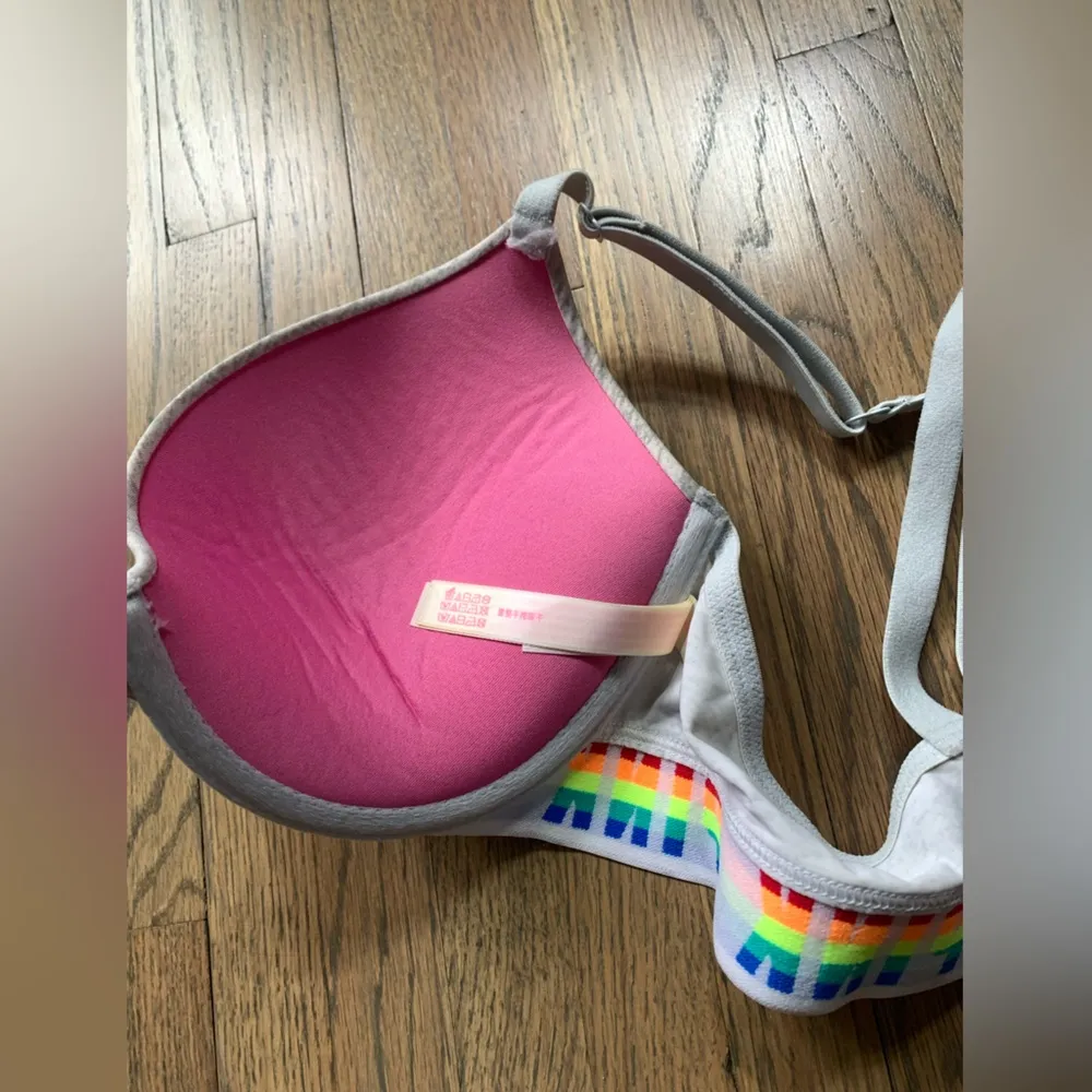 PINK Victoria’s Secret wear everywhere push-up bra rainbow pride 32DD - Image 6