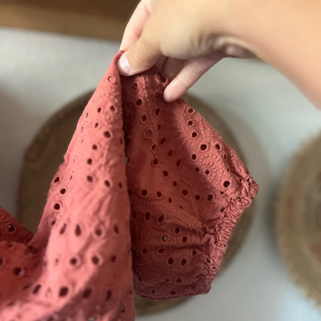 Boho Express Ruffle Eyelet Peplum Top rust/orange/pink large - Image 2