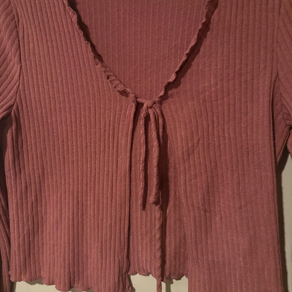 Gaze Cropped Tie Front Cardigan | Size: Medium Pink - Image 3