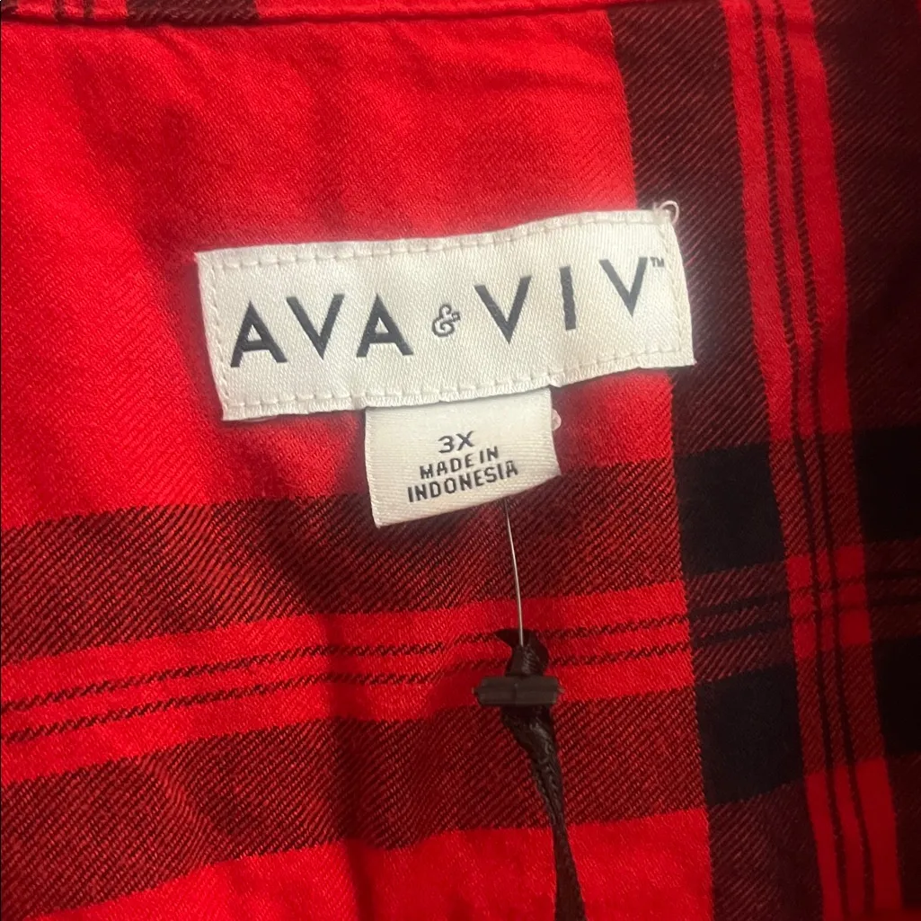 Ava & Viv Red & Black Plaid Lightweight Flannel Shirt - Image 7