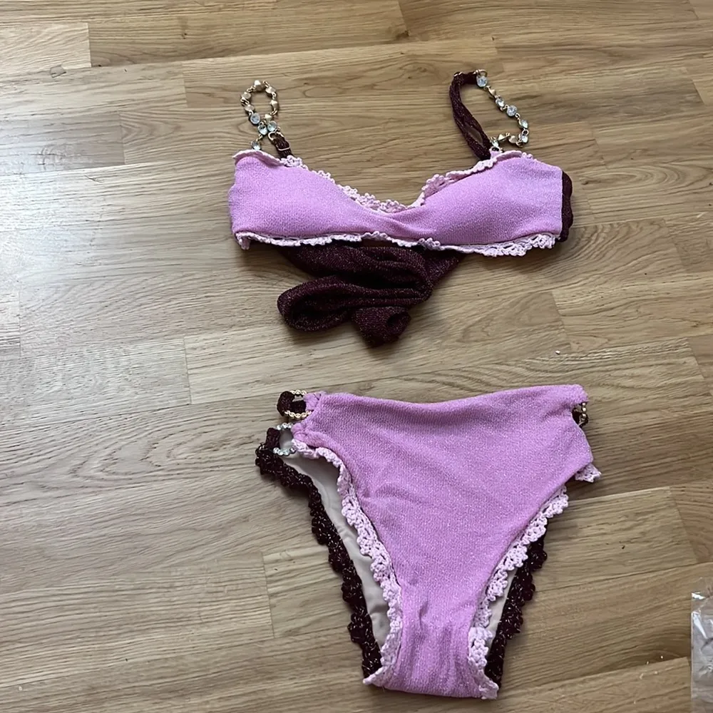 New Maiyo selene red and pink color block bikini Size XS - Image 4