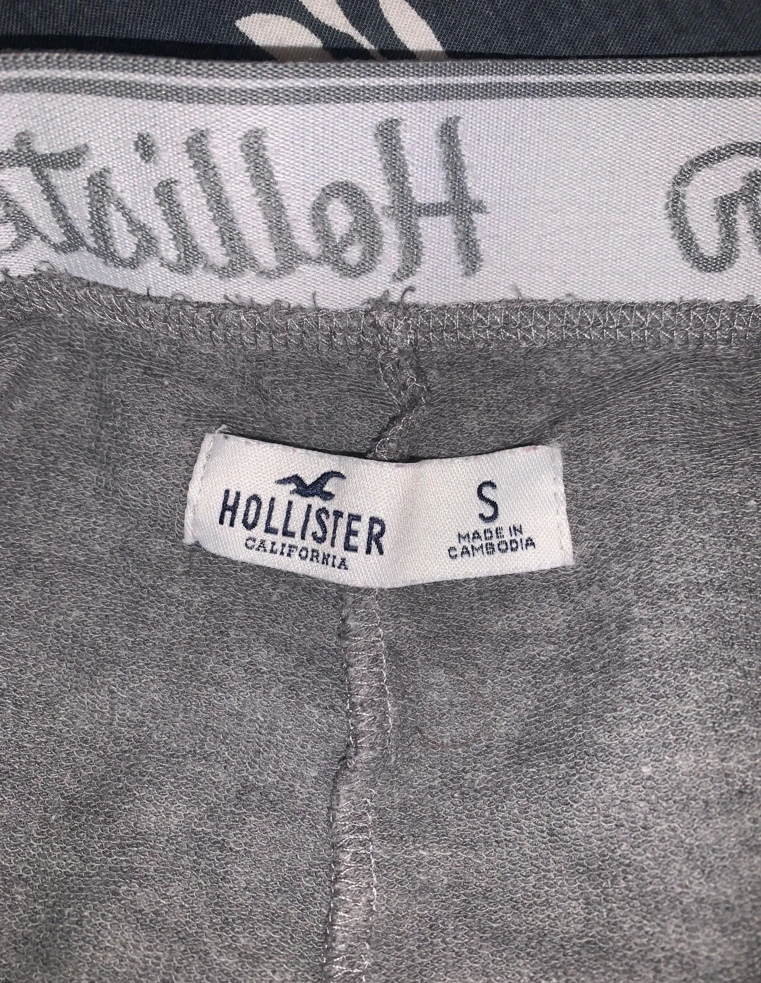 Hollister Gray Shorts - Image 3