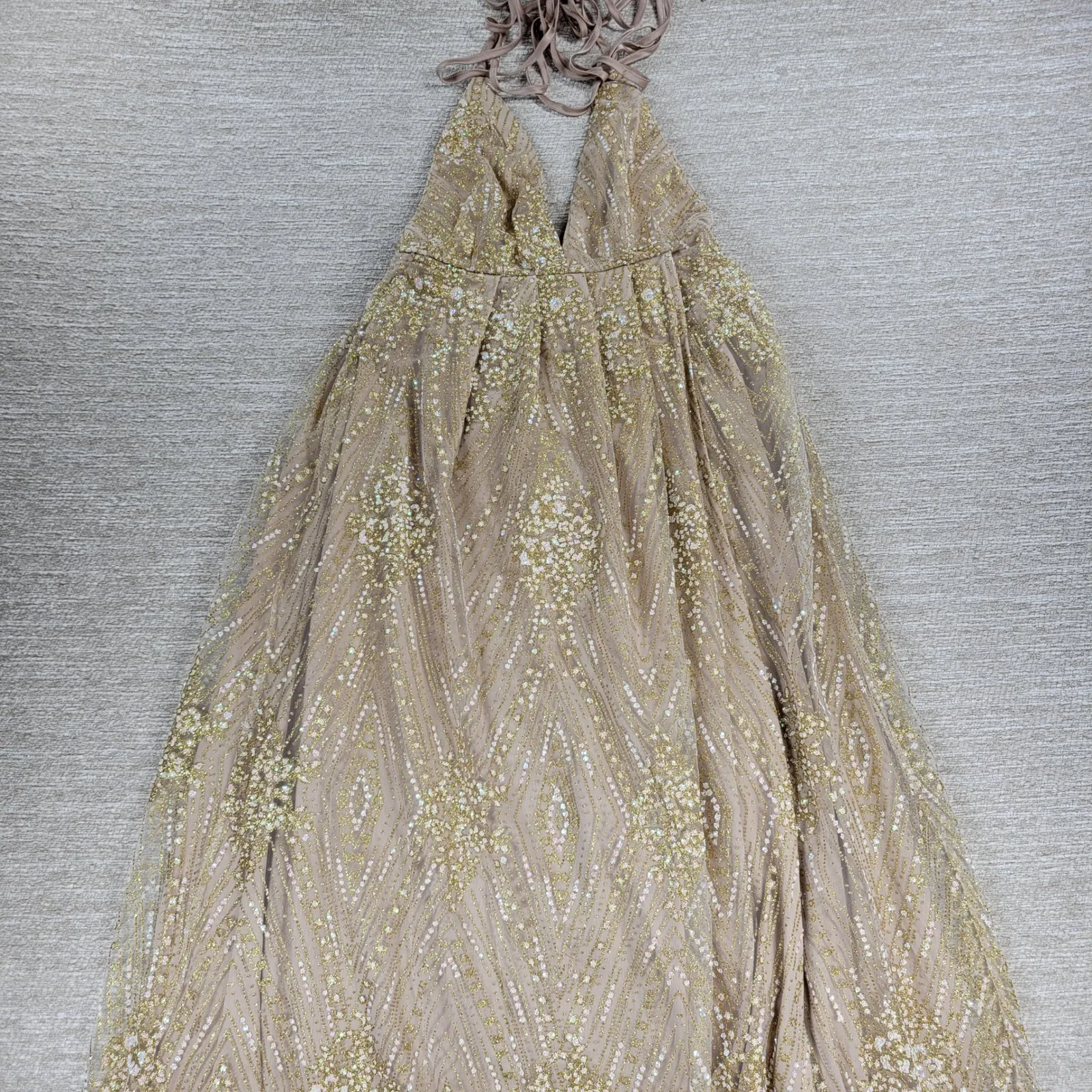 Hello Molly Gold Sequin Halter Prom Dress Small Open Back Formal High Slit NEW - Image 12