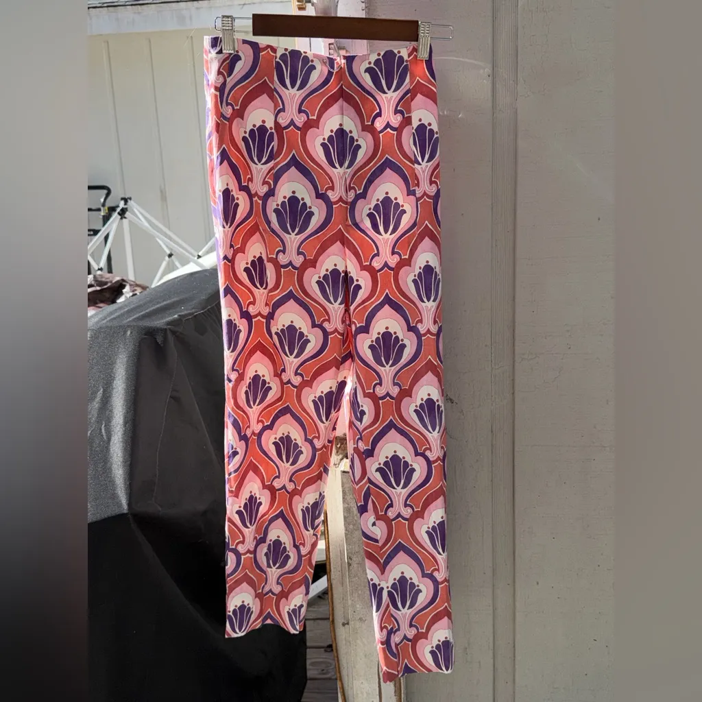 Zara Women’s Floral Patterned pleated zip front pants - Pink and Purple size 6 - Image 14