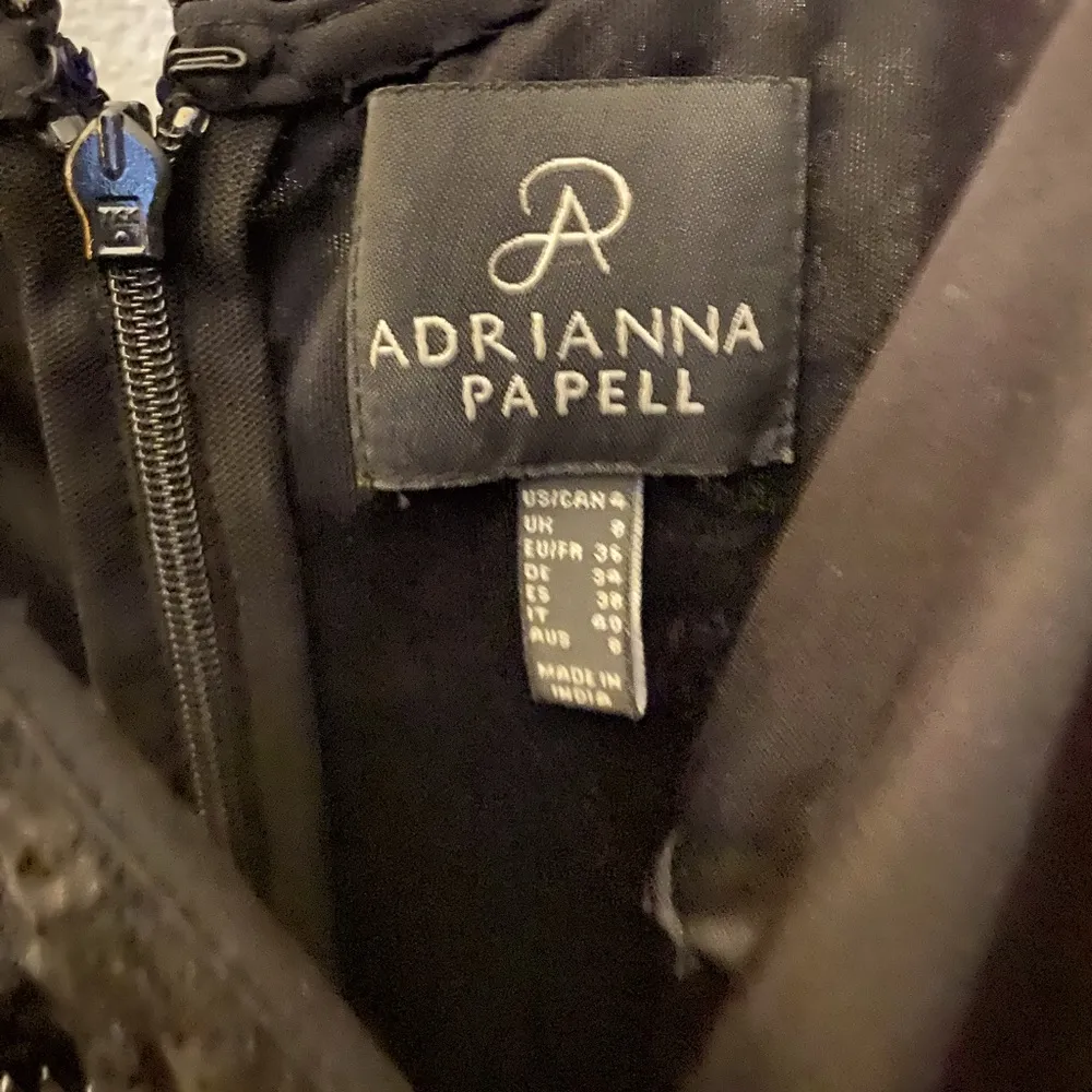 Adrianna Papell Sleeveless bead/sequin party dress Size 4 NWT - Image 5