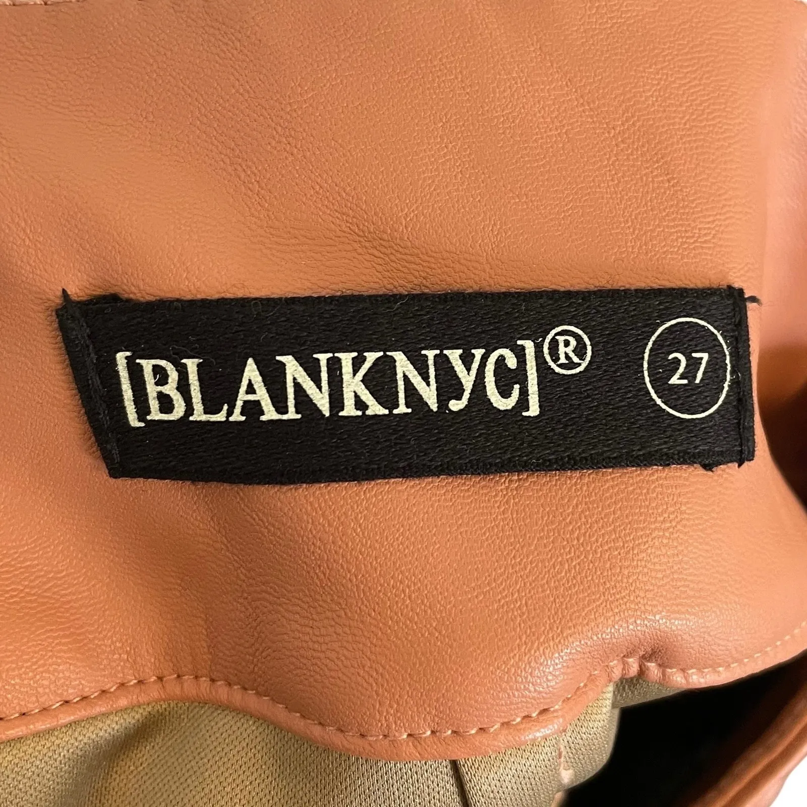 Blank NYC Pleated Tapered Faux Leather Cropped Pants Peach Womens Size 27 $118 - Image 9