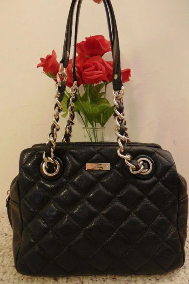 - Gold Coast Elizabeth Shoulder Bag - Black Quilted Cowhide - Image 5