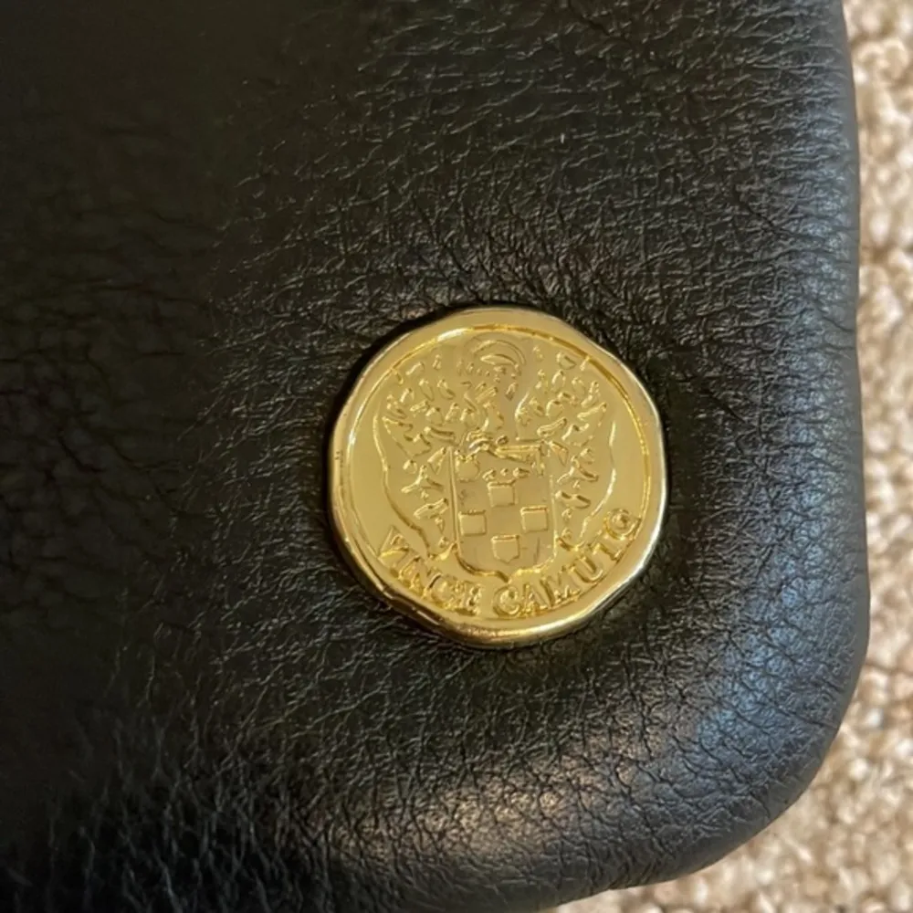 Vince Camuto Black Leather Double Zipper Pocket Crossbody Purse Handbag - Image 3