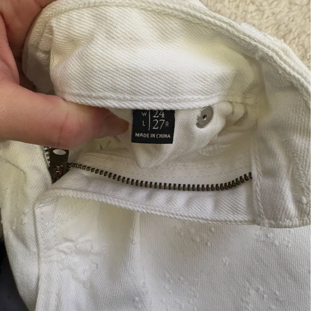 Abercrombie & Fitch Signature Collection White Jeans - Image 5