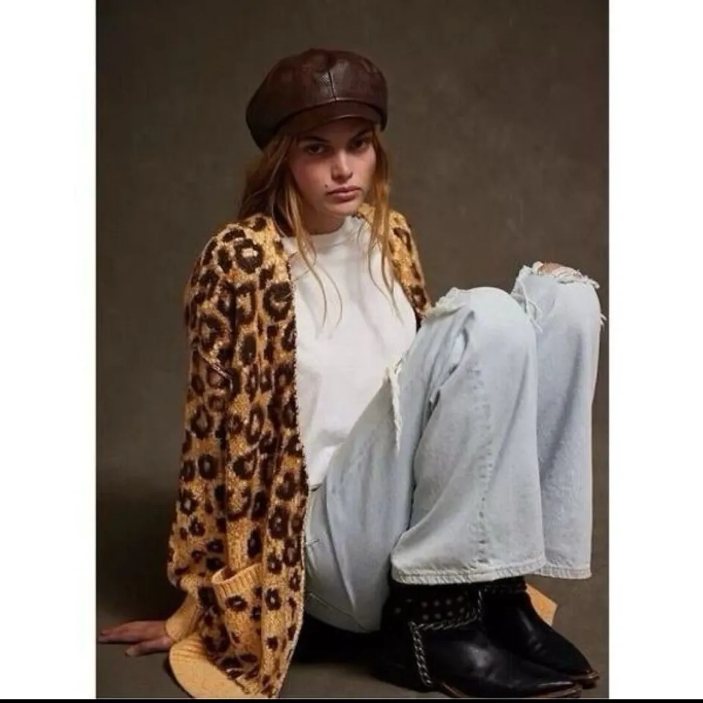 Free People New  State Side
Cardigan Size Small NWOT - Image 4