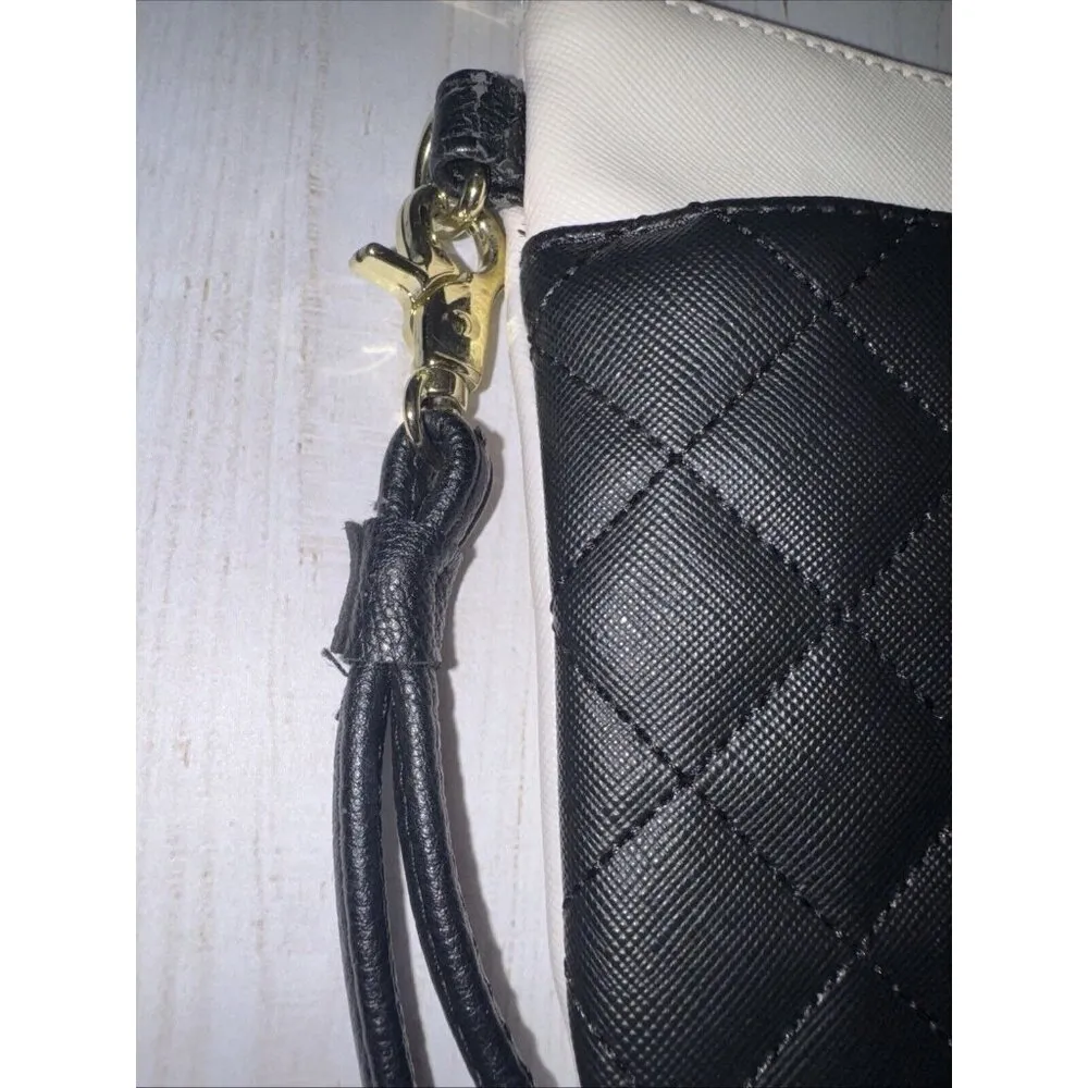 Betsey Johnson New York NY Black Quilted Wristlet Wallet Purse 9.5”x6”x1” Read* - Image 3