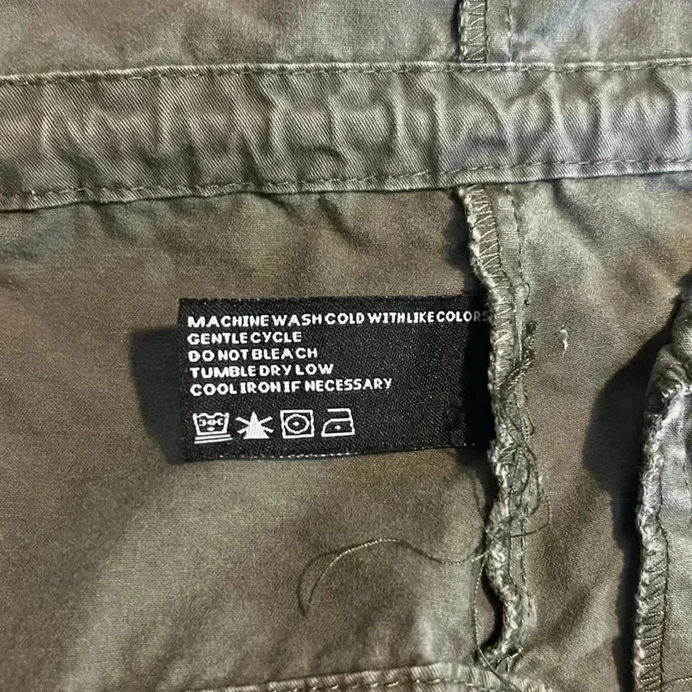 Coffee Shop Women’s Green Vest B16 Size M - Image 4