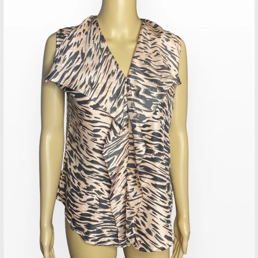 CAbi Style #104 Just So Zebra Print Silk Size S - Image 6