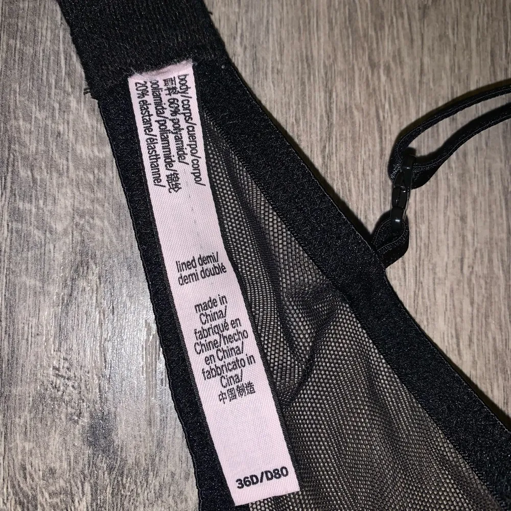 Victoria’s Secret lined demi bra 36D - Image 5