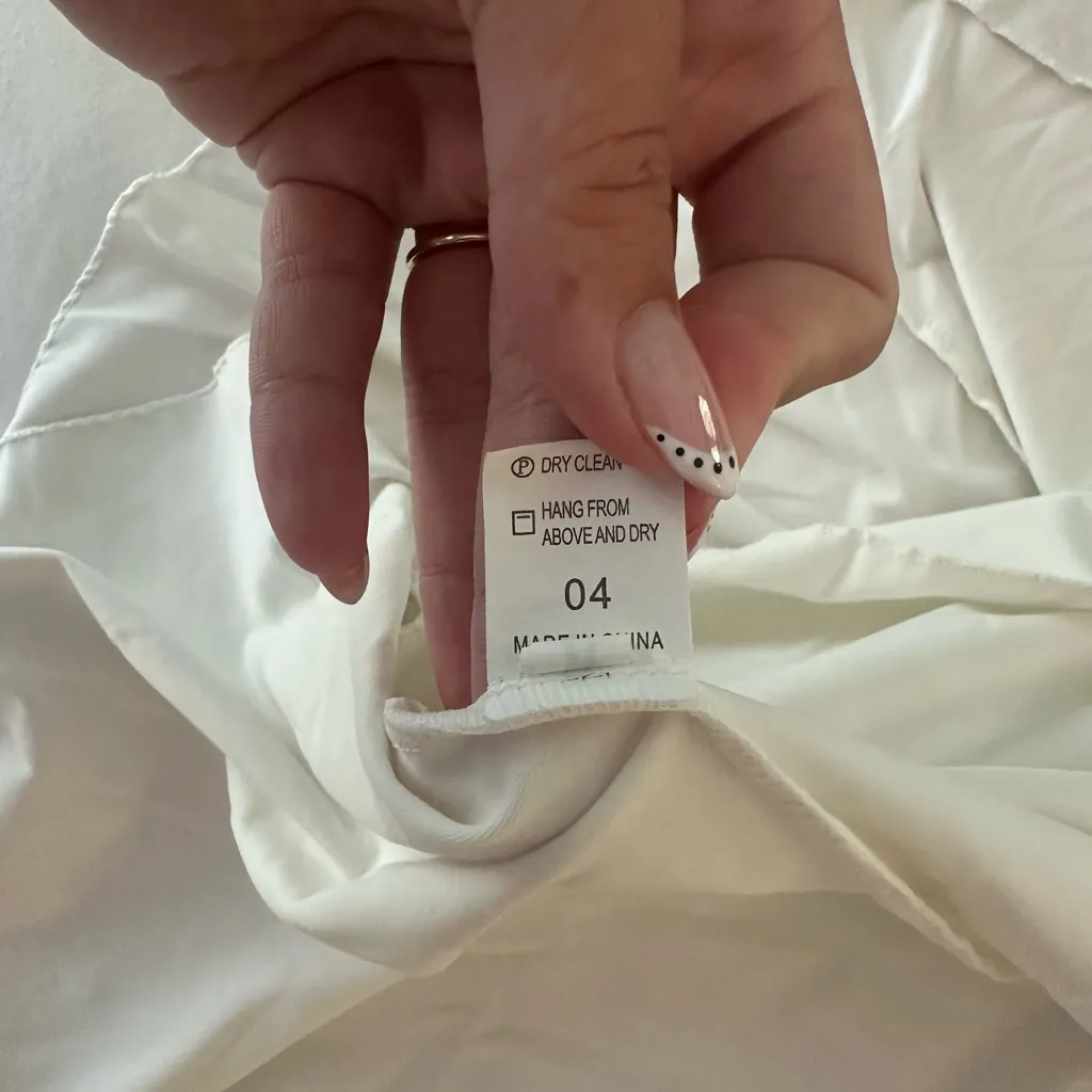 Square neck ruffle hem spandex dress White Size 4 - Image 6