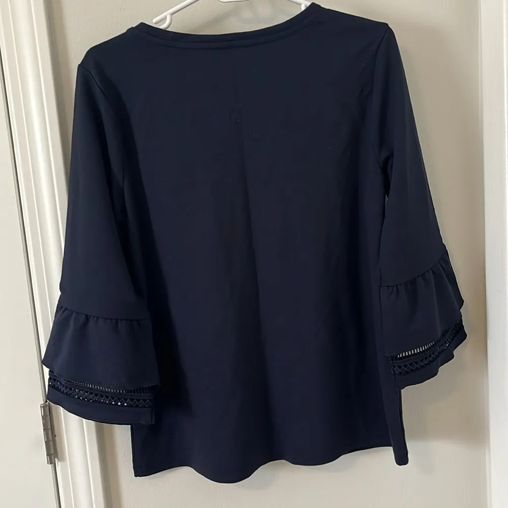 Ann Taylor blue knit with arm details in size Medium - Image 5