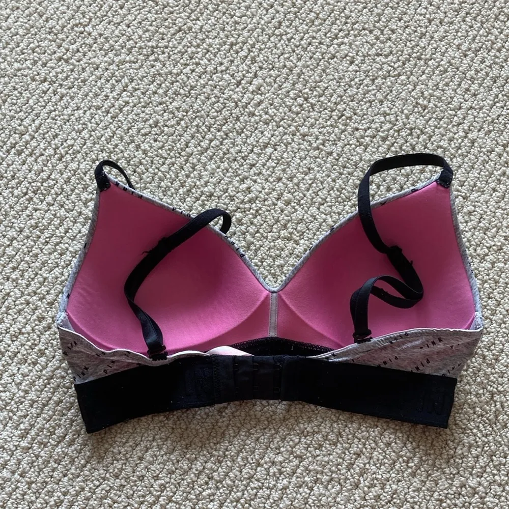 Victoria’s Secret T-Shirt Lightly Lined Wireless Bra Signature Black Grey EUC - Image 9