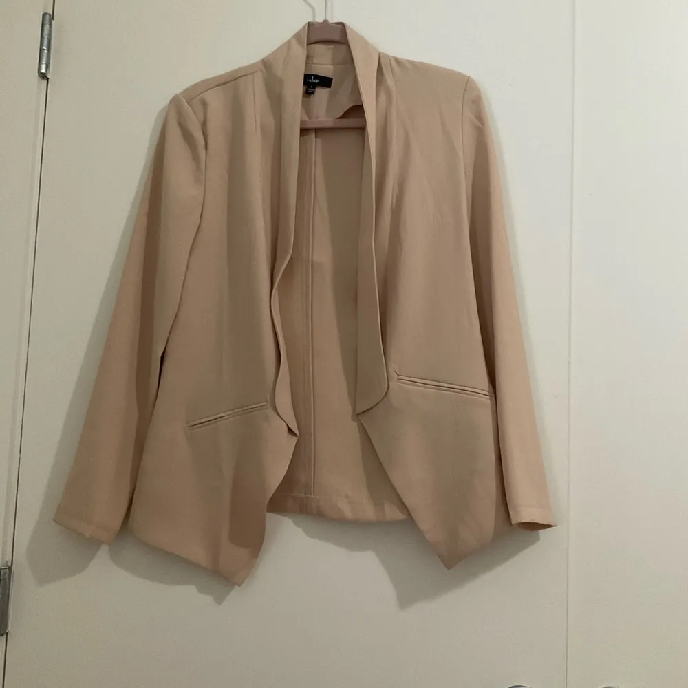 Lulus Lulu’s Taupe Lightweight Blazer - Image 7
