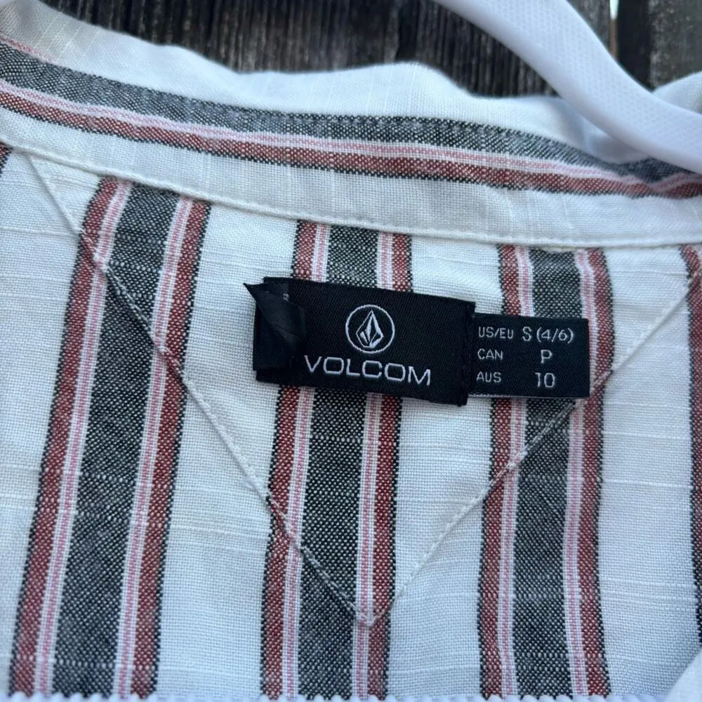 Volcom Striped Cropped Button Down Top Small - Image 2