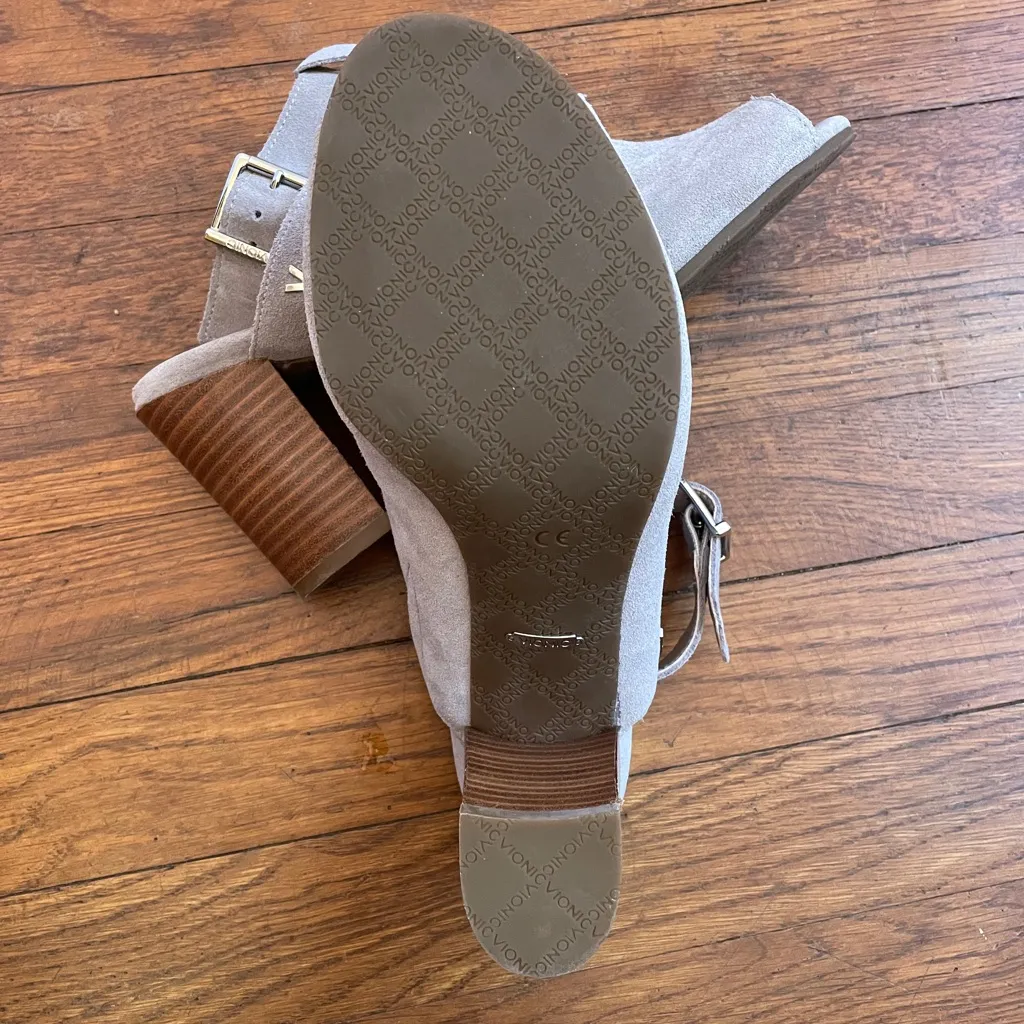 Vionic Perk Kaia Ankle Strap Gray Suede Heeled Sandals - Sz 9.5 🧡🎀 - Image 8