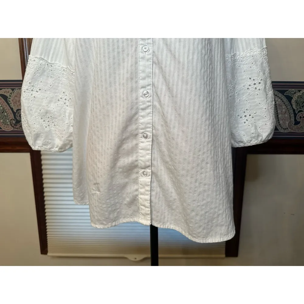 Likely a Large 100% Cotton White Blouse Brand Unknown Size undefined - Image 4
