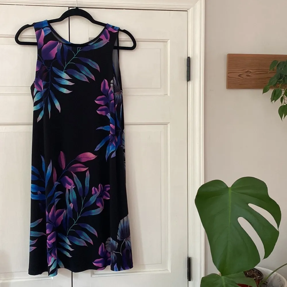 Clara Sun Woo Clara Sunwoo Tropical Leaf Print Jewel Swing Dress Size Small‎ Black - Image 2