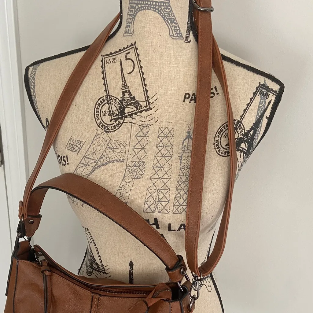 NWOT REALER Women’s Camel Brown Leather Hobo Handbag Shoulder Bag Tan - Image 3