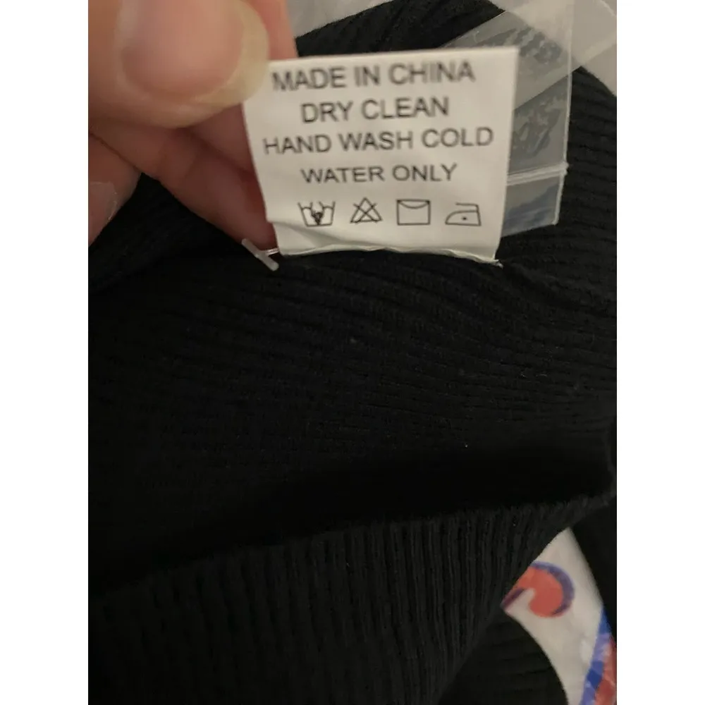 NWT Olivaceous Cropped Cami Tank SMALL Black Ribbed Tie Front V-Neck Henley Chic - Image 7