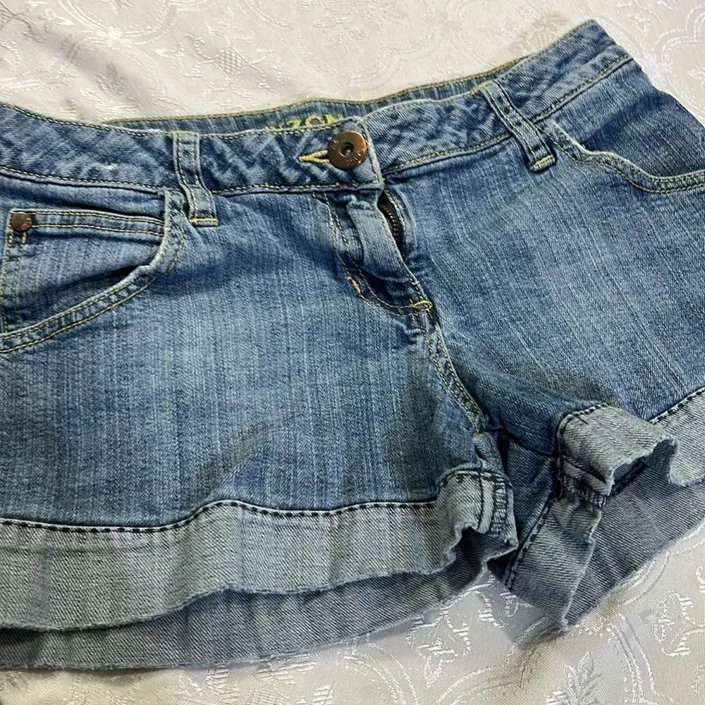 Arizona jeans co women shorts 5 - Image 16