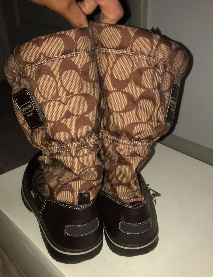 Coach Brown Leather Winter Boots - Image 5
