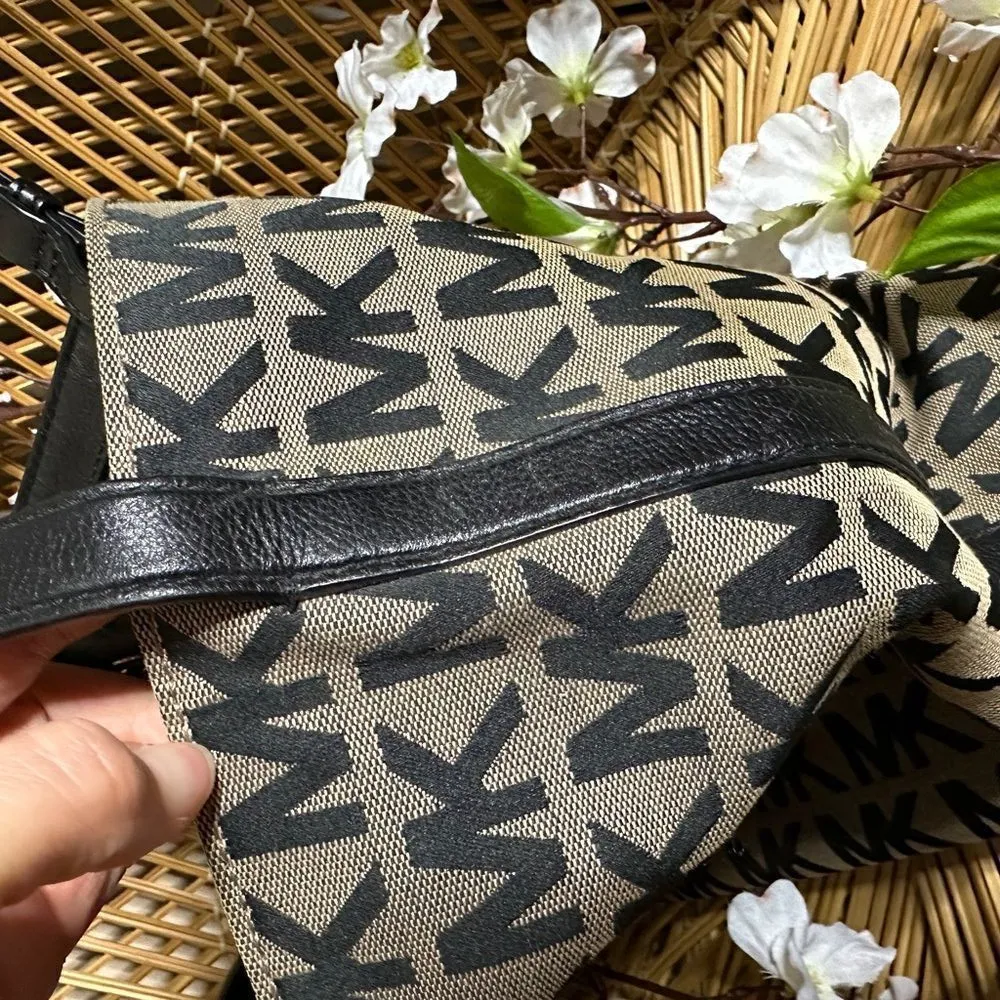 Michael Kors Signature Logo Canvas Tan Black Handbag Purse Gold Hardware Jet Set - Image 12