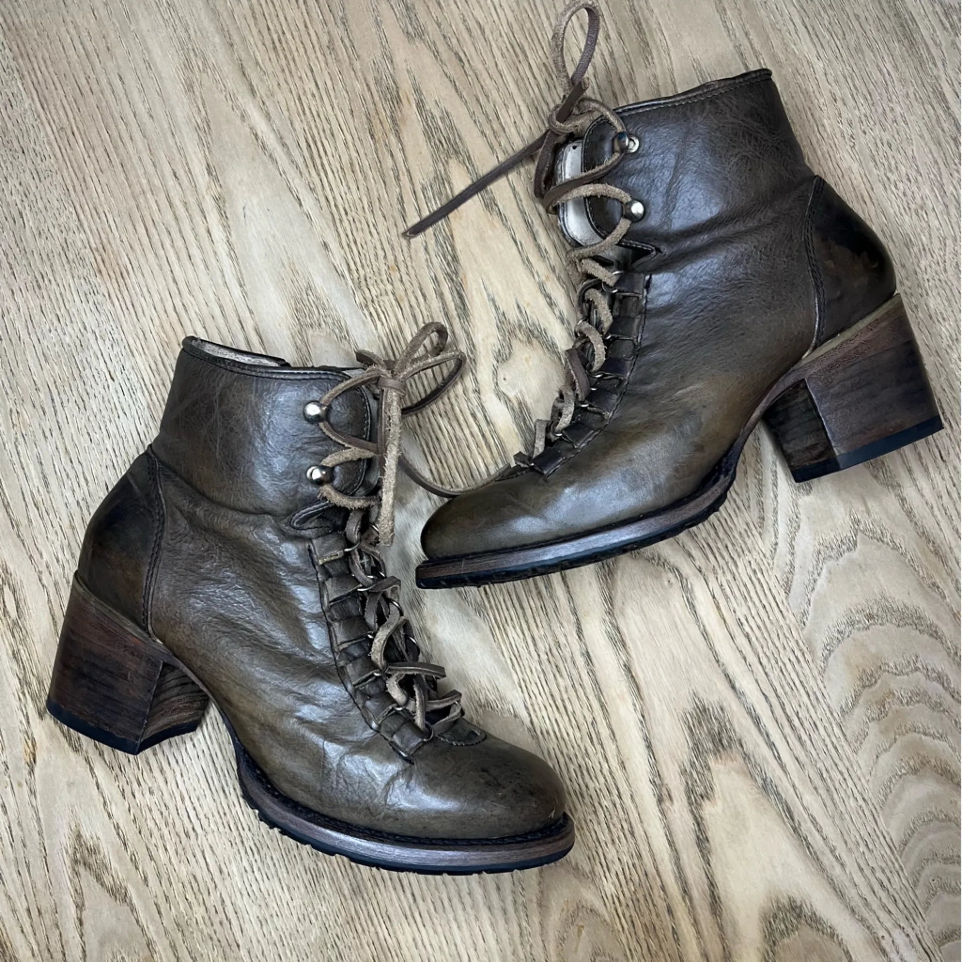 Freebird by Steven Devin Brown Leather Lace Up Ankle Boots Boho Women’s Size 8 - Image 7