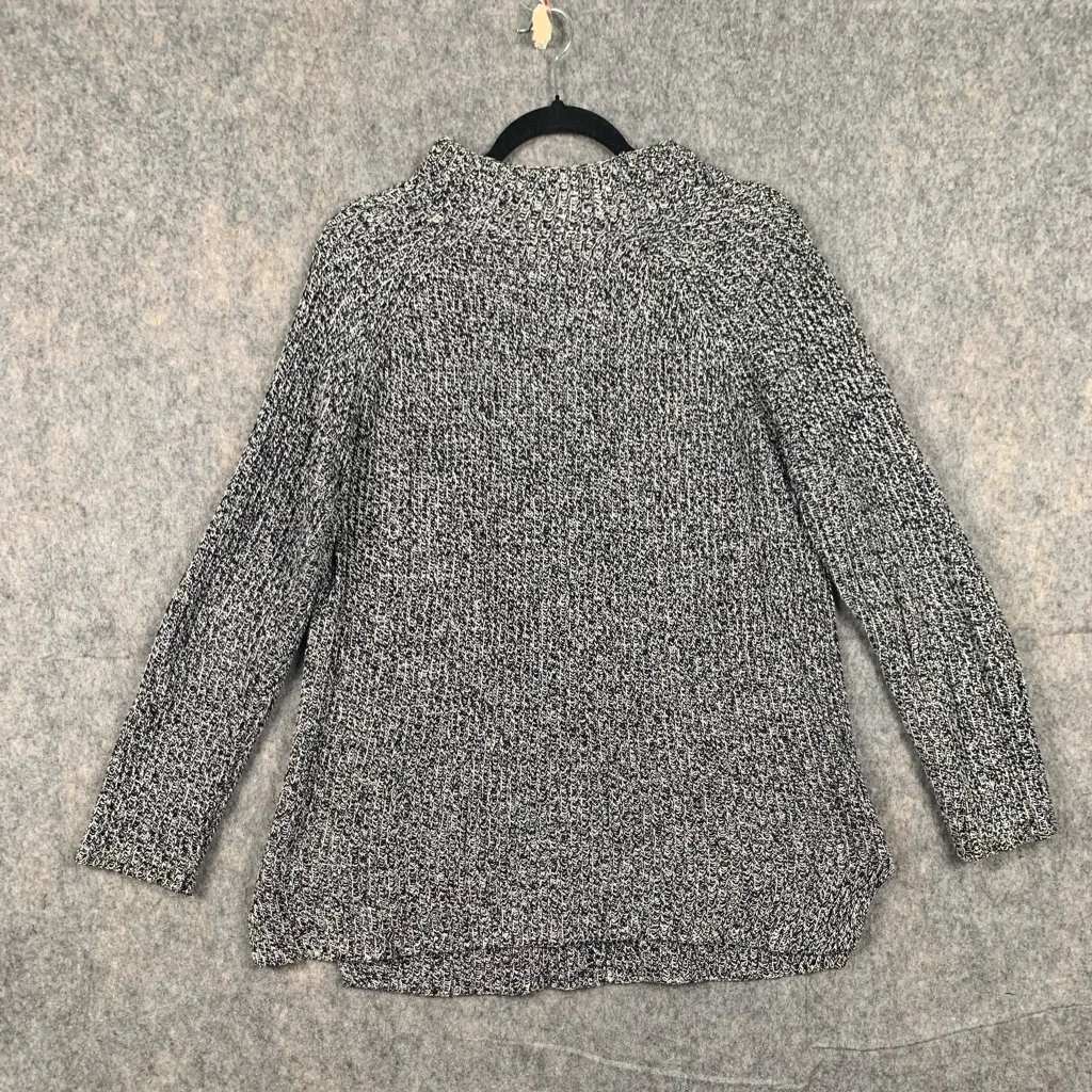 Chaus New York Womens Size Medium Grey knit vintage style sweater with pockets‎ Gray - Image 5