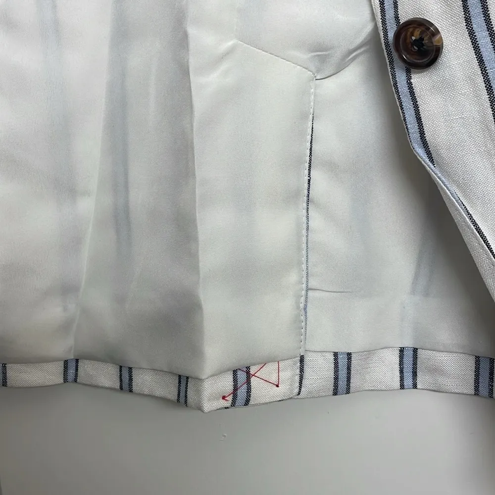White Linen Pinstripe Blazer - Image 7
