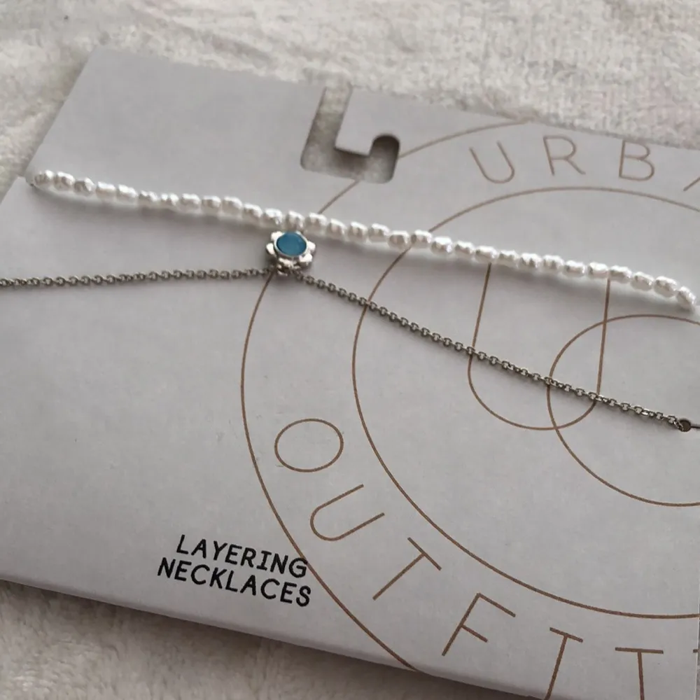 faux pearl flower layering necklace - Image 5