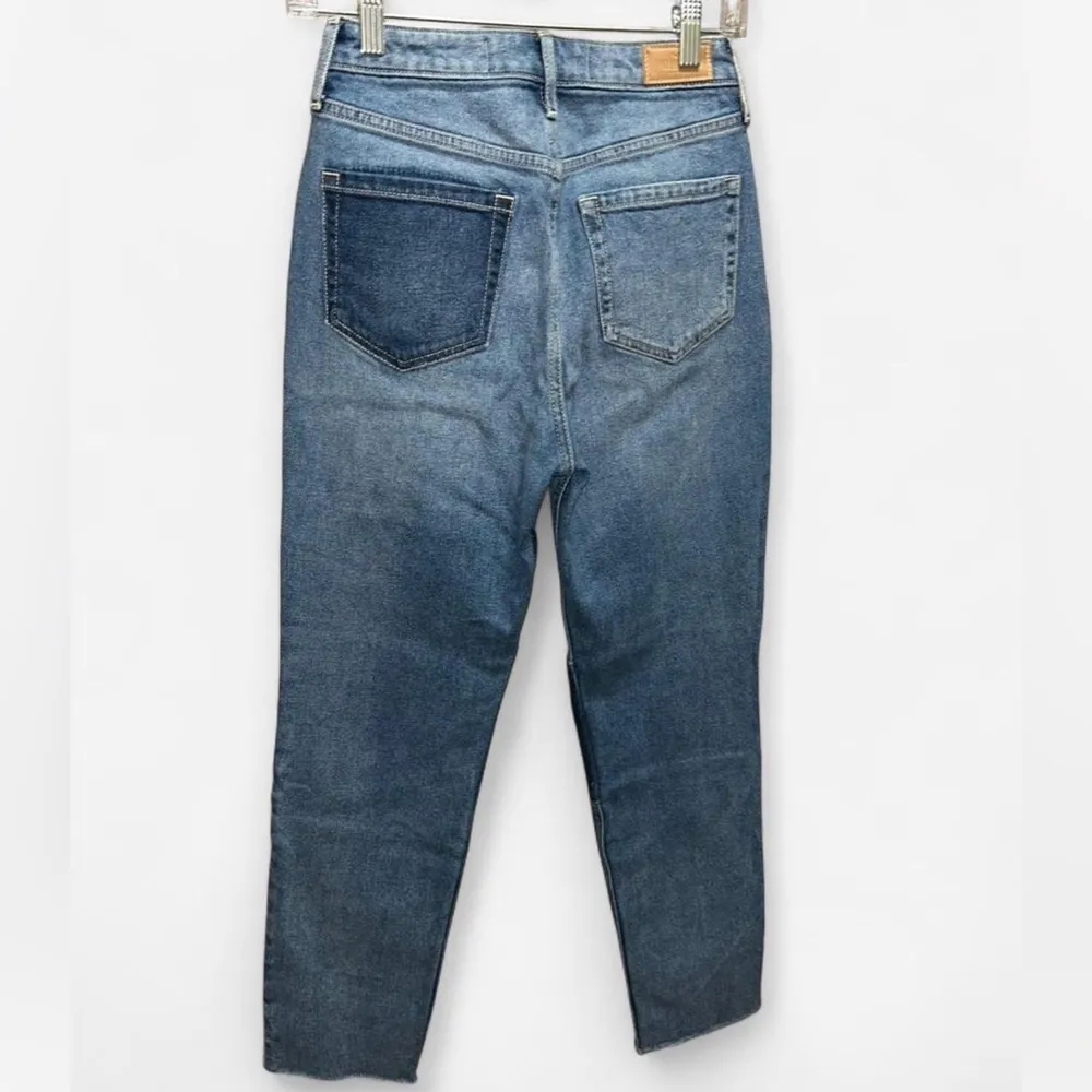 Hollister Ultra High-Rise Mom Jeans Patchwork | Size 1R (25 Waist, 27 Inseam) - Image 2