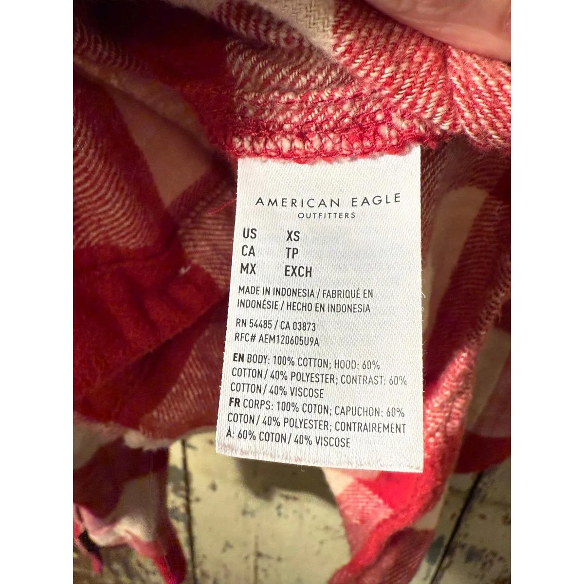American Eagle Red and Ivory Plaid Hooded Flannel Cropped Shirt, size XS - Image 6