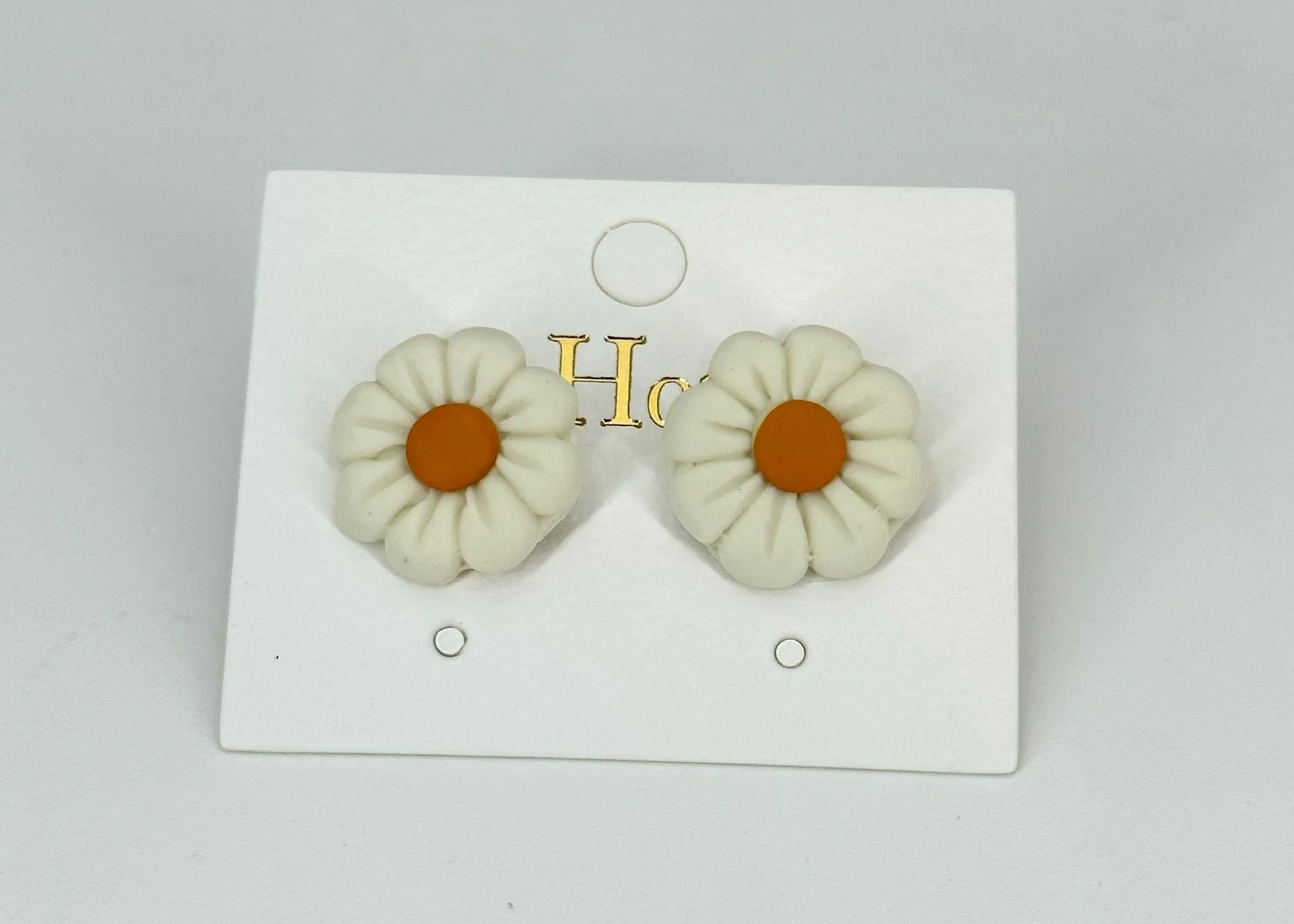 Boutique Cute Sunflower Stud Earrings - Image 5