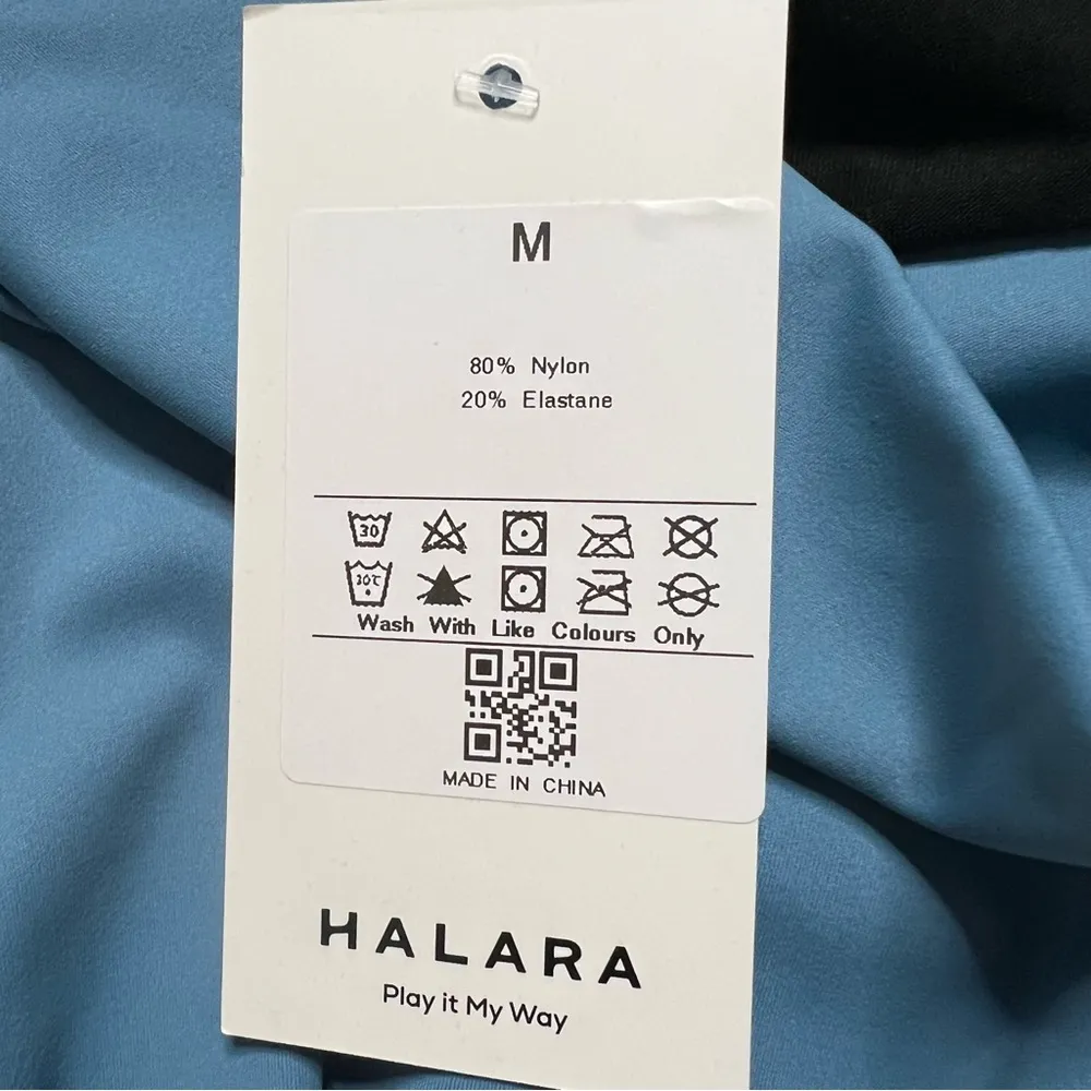 Halara High Waisted Split 2-in-1 Yoga Shorts 2” Medium Women’s Blue NWT - Image 3