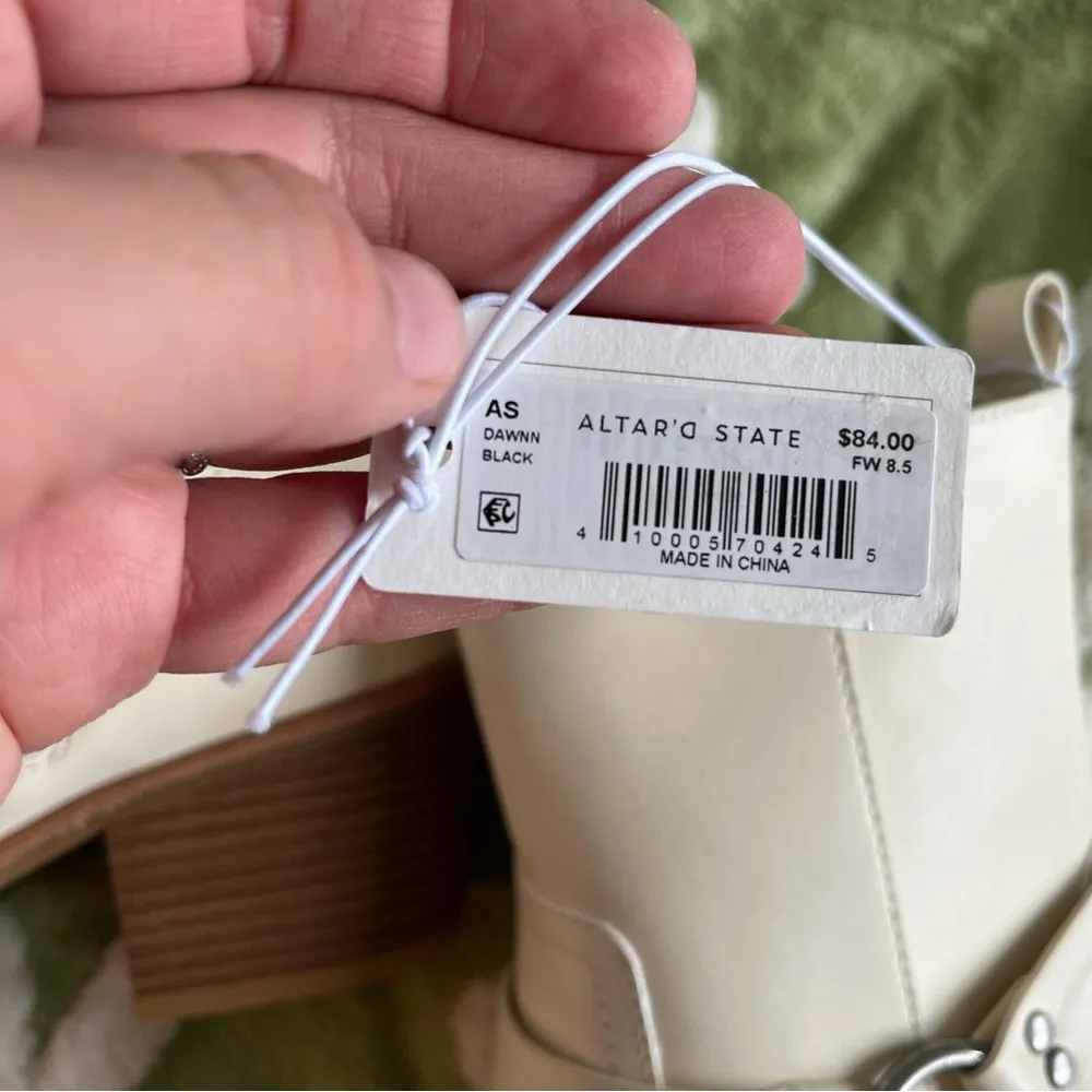 NEW Altar’d State Boots Size 8.5 NWT - Image 9