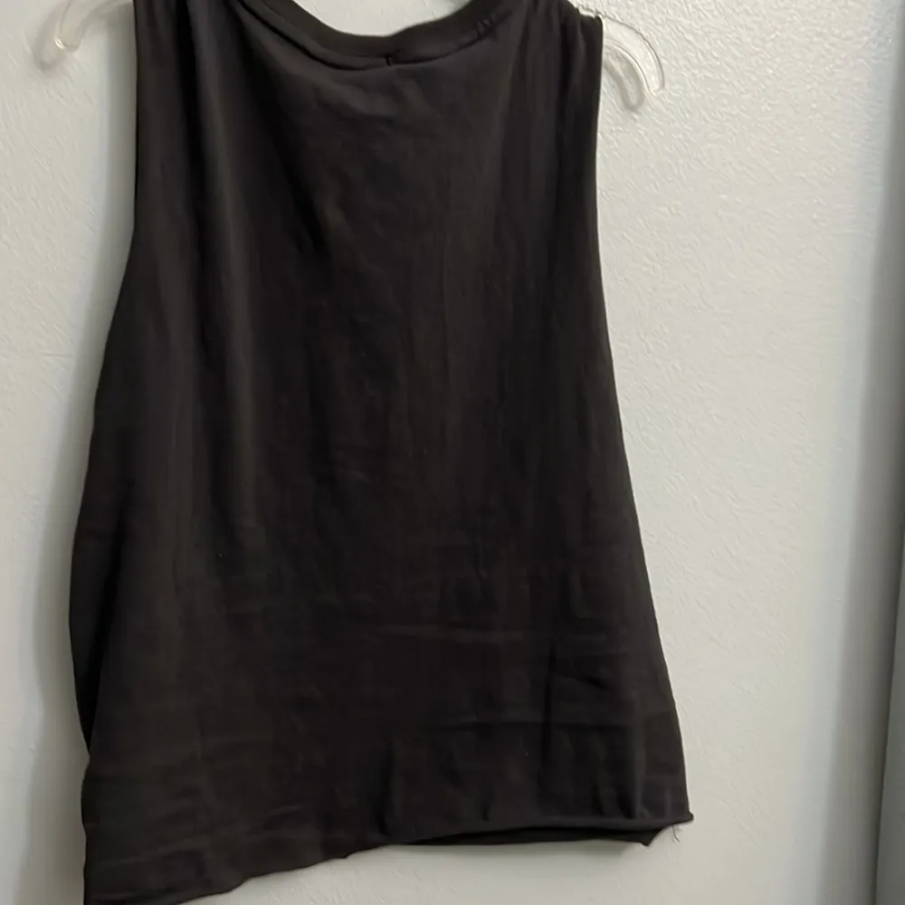 Med- The Rolling Stones T Shirt LIPS Tank Top Graphic Tee Sleeveless distress… - Image 5