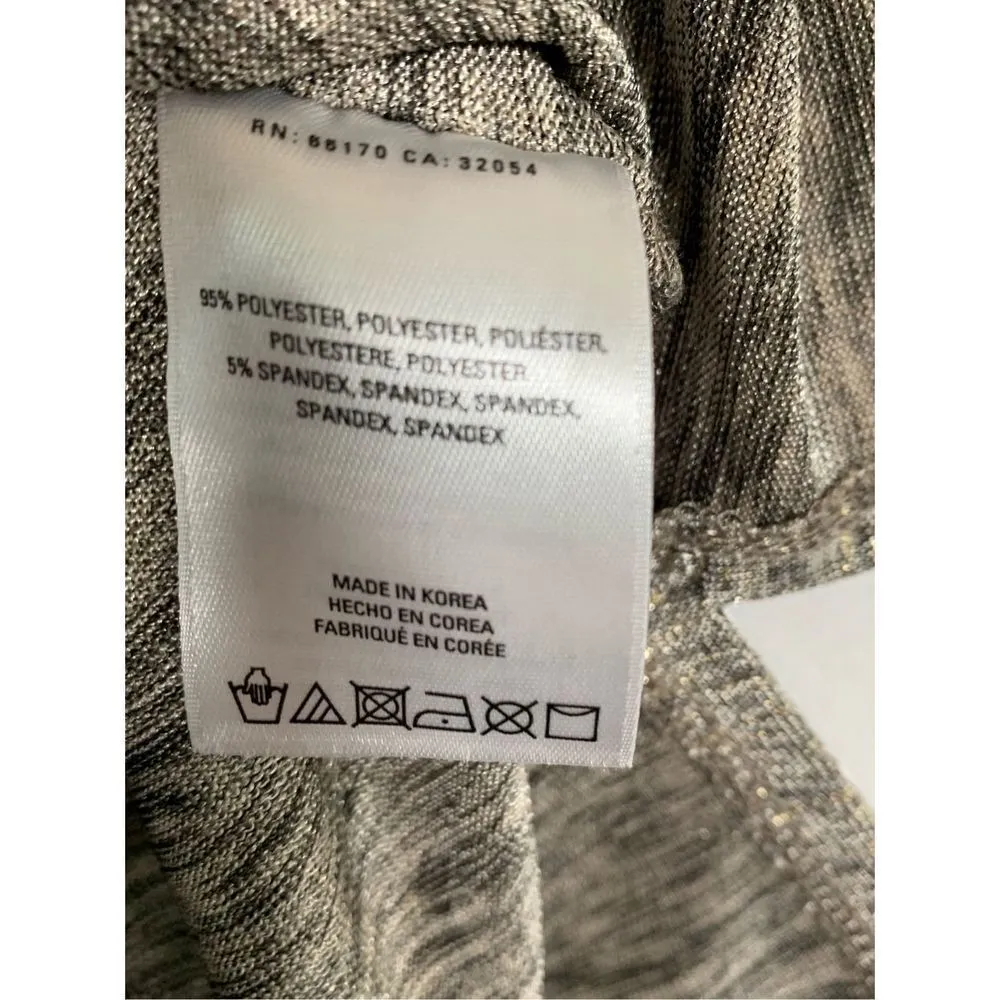 Deletta Anthropologie Women's Gold Metallic Shimmer Short Sleeve Top Siz… - Image 4