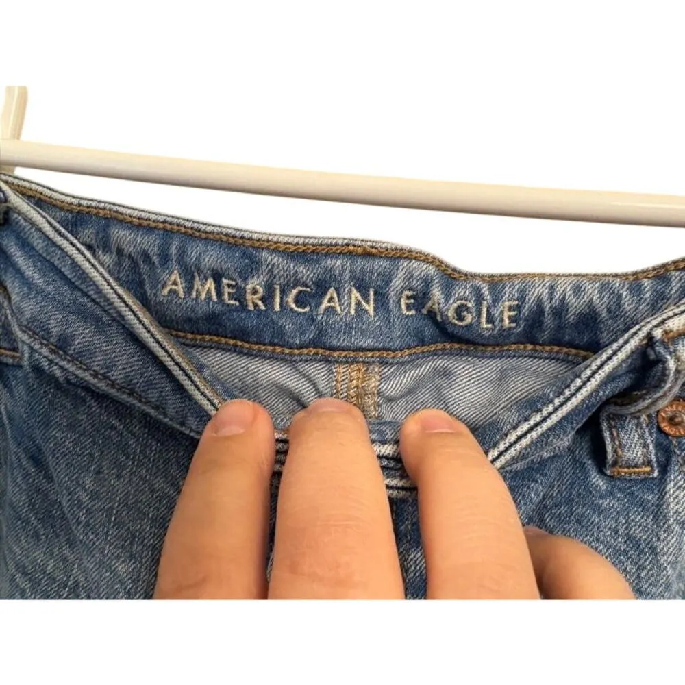 American Eagle High Waisted Mom Jeans Tapered Leg Distressed Blue Denim Size 16R - Image 3