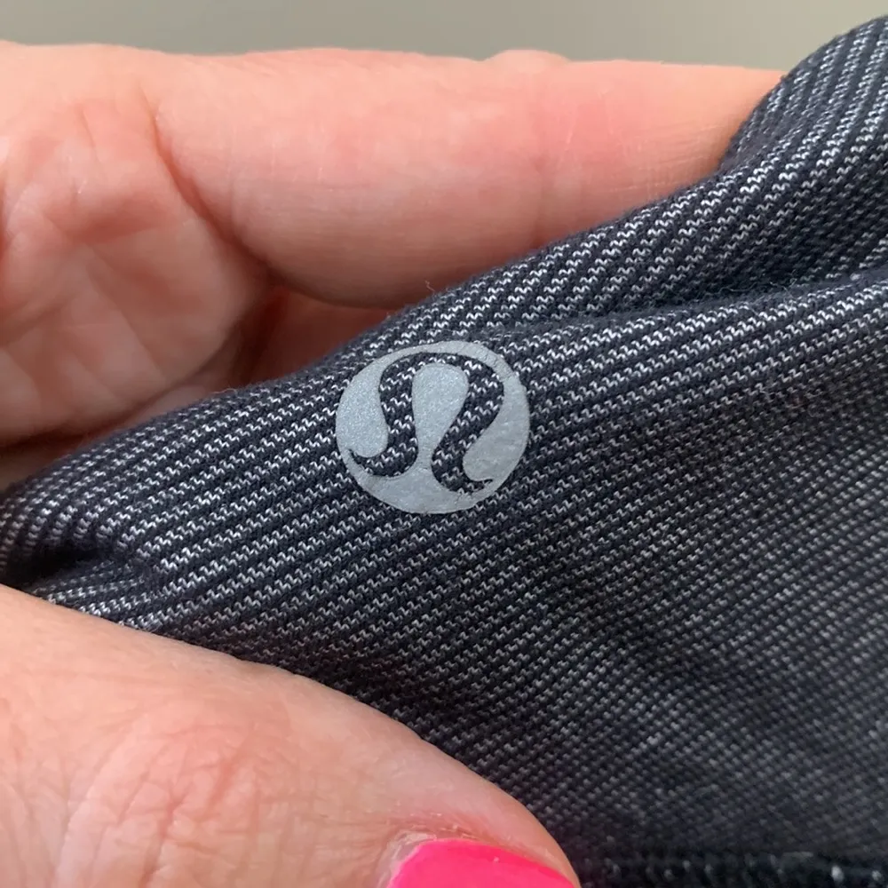 Lululemon Wunder Under Crop Sashiko Black/Gray Leggings - Image 4