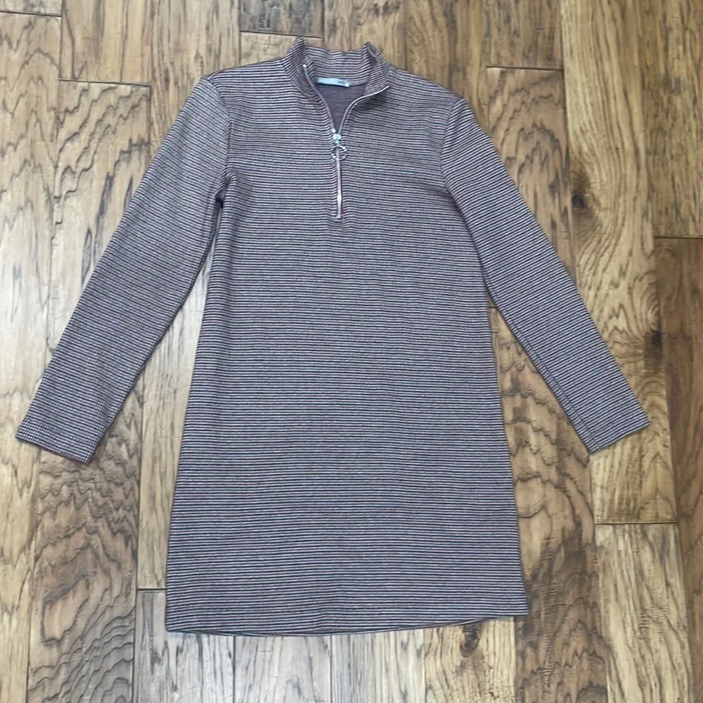 Zara Houndstooth Shift Dress with 1/4 zip front size S - Image 6