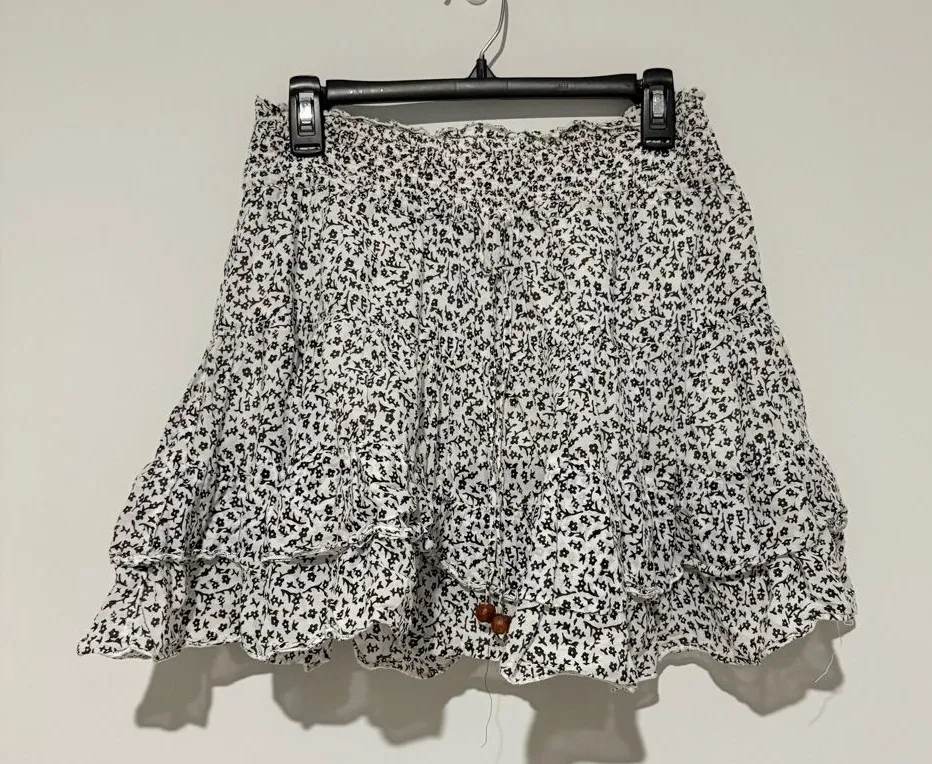 Planet Gold Ditsy Floral cotton smocked Tiered Ruffle Skirt White Black medium - Image 1