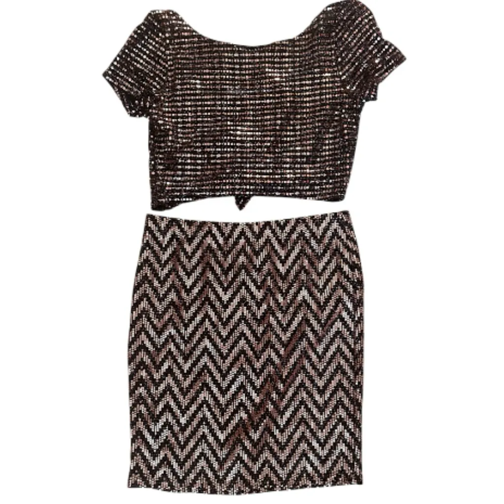 Boutique Chic Zigzag Patterned 2pc Skirt Set Black and Gold Dress - Image 9