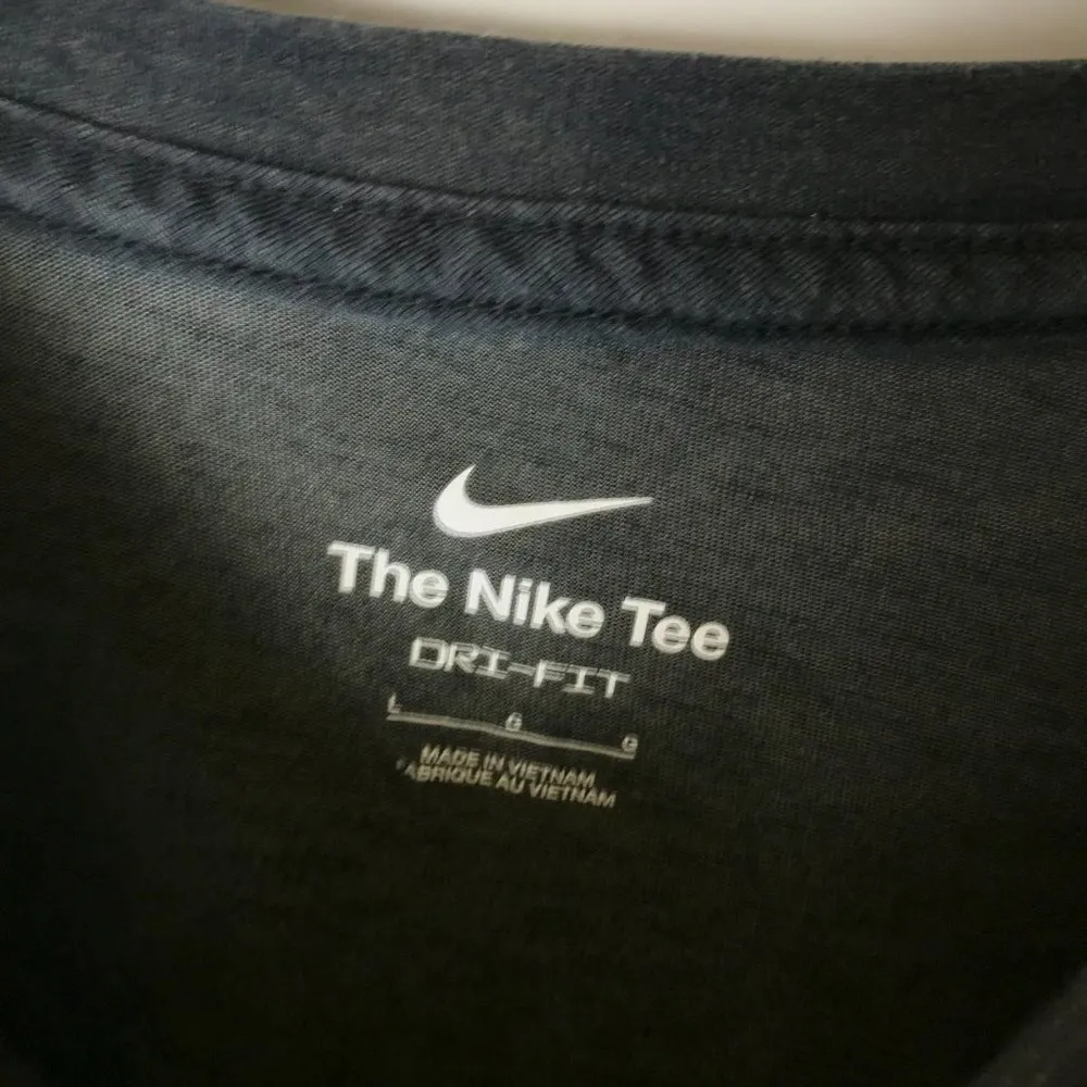 Nike Dri-Fit Just Do It T Shirt Sportswear Fit Graphic Tee Short Sleeve Cotton - Image 4