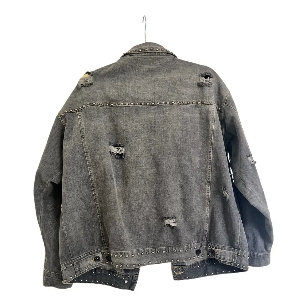UMGEE Distressed Denim Jacket with non functional Pockets & Studs Large - Image 3