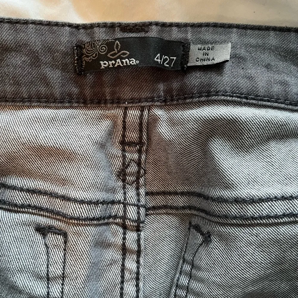 prAna  black & Gray “hombre” style jeans - Image 4